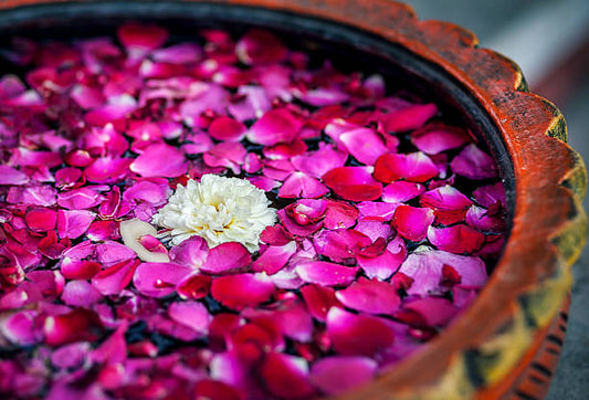 Roses in the water - Fragrant and smell good